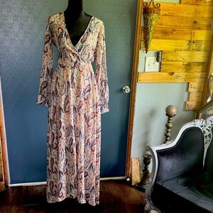 Elegant Paisley Print Maxi Dress